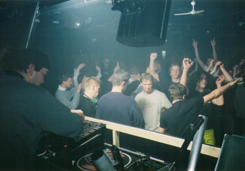 DJ 005