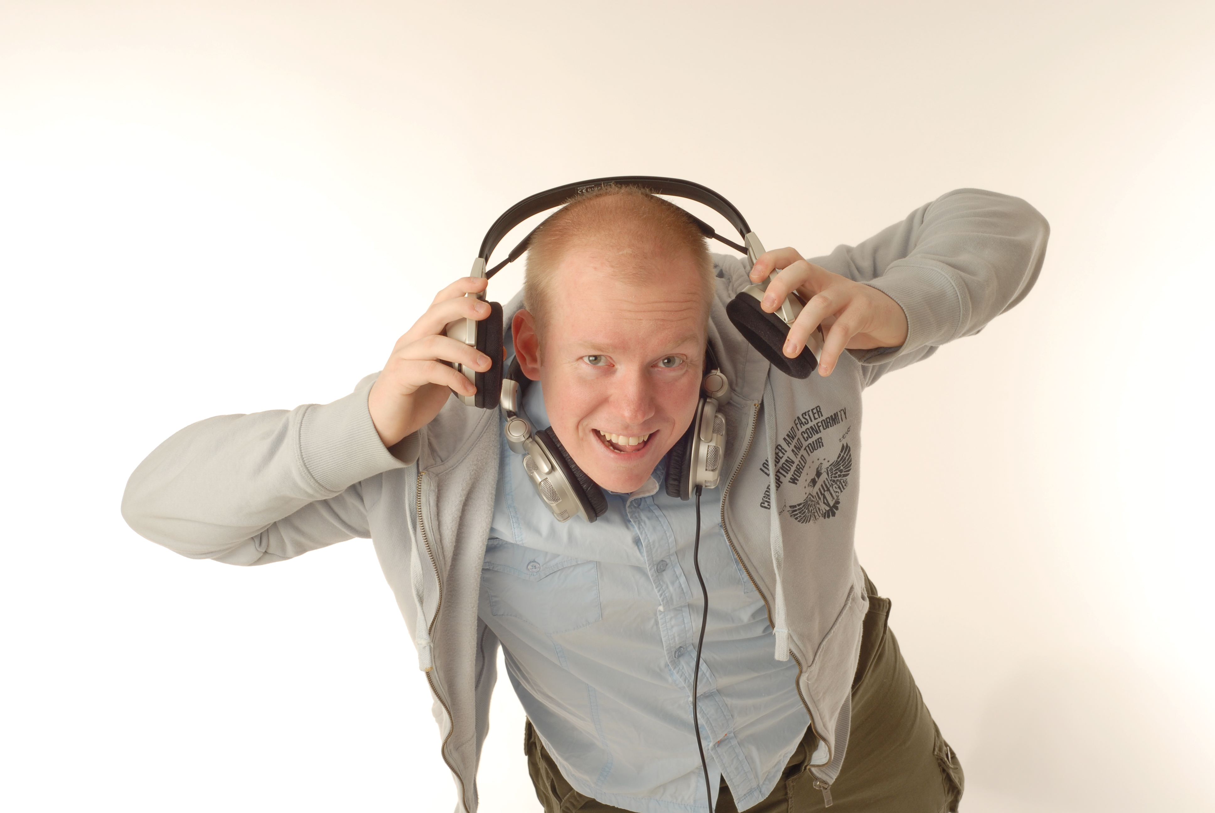 DJ 016